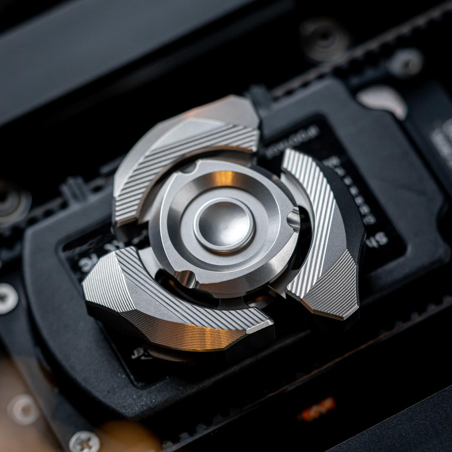 Djg Titanium Hand Fidget Spinner Roller