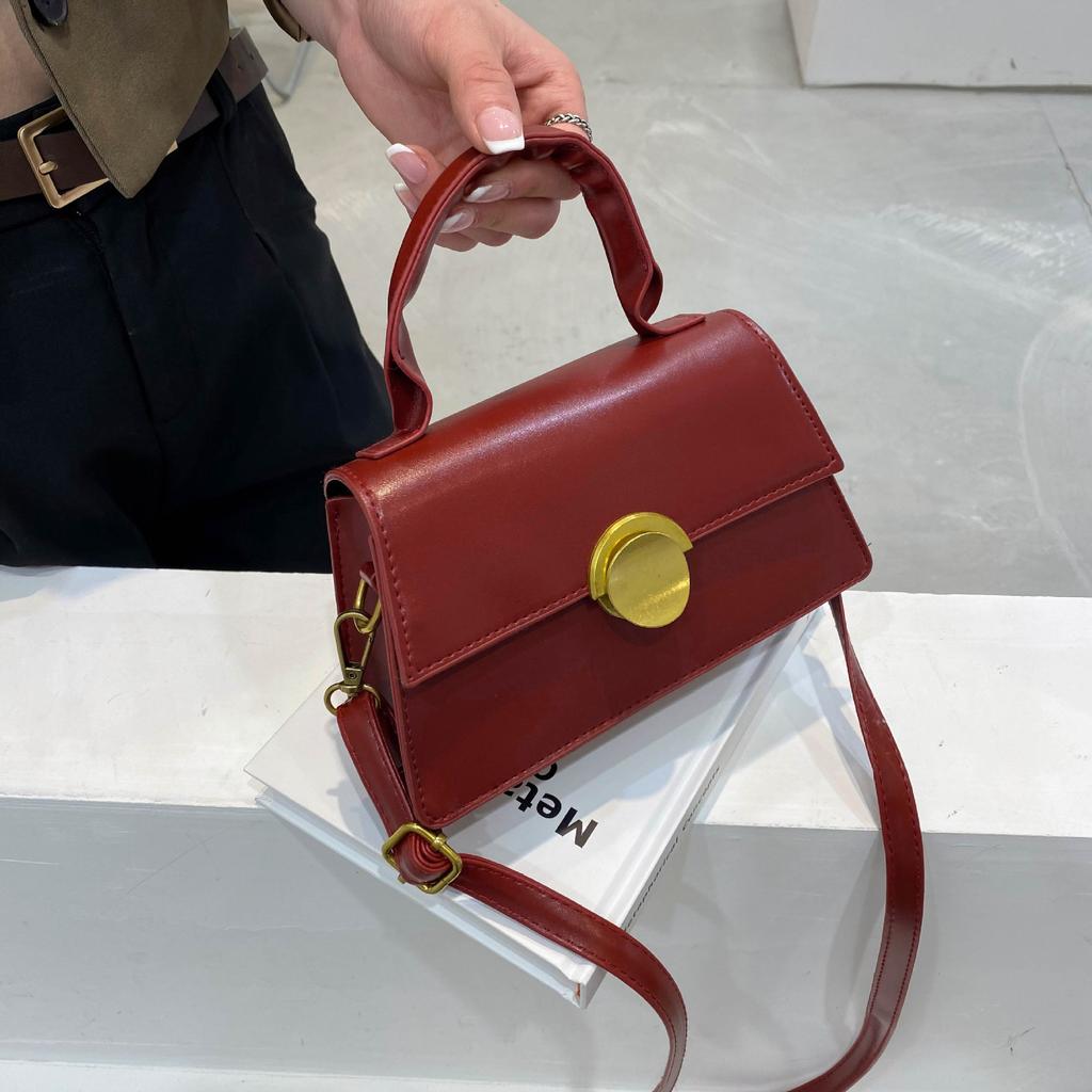 charles and keith classic top handle bolsa