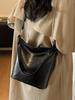 Black Women's Bucket Bag Autumn Winter PU Leather Letter Shoulder Bags Trendy Large Capacity Commuting Crossbody Pack