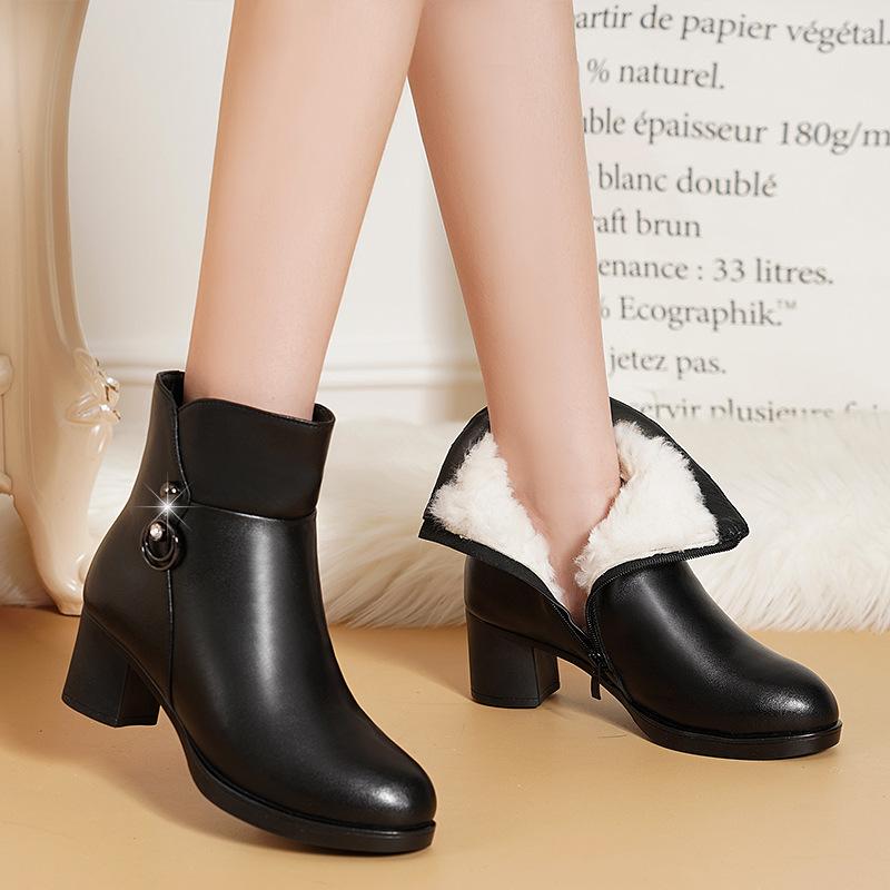 Shoes Coarse Heel Cotton Shoes Are Popular In Autumn and Winter, New Medium Heel Velvet Short Boots, Medium Fashion Shoes