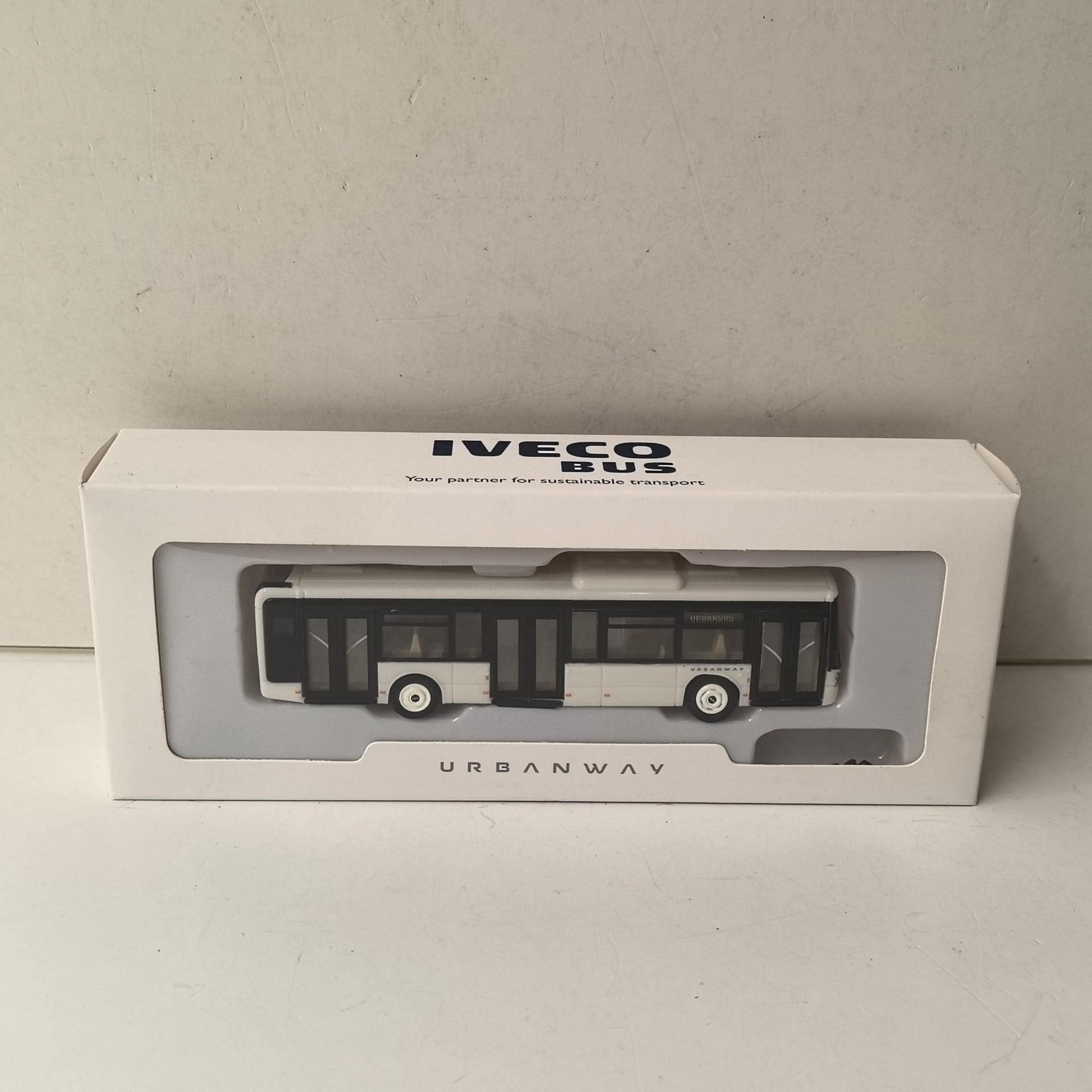 

1:87 Scale Bus Crossway HO Plastic Car Model Toy Collection Ornament Toys белый