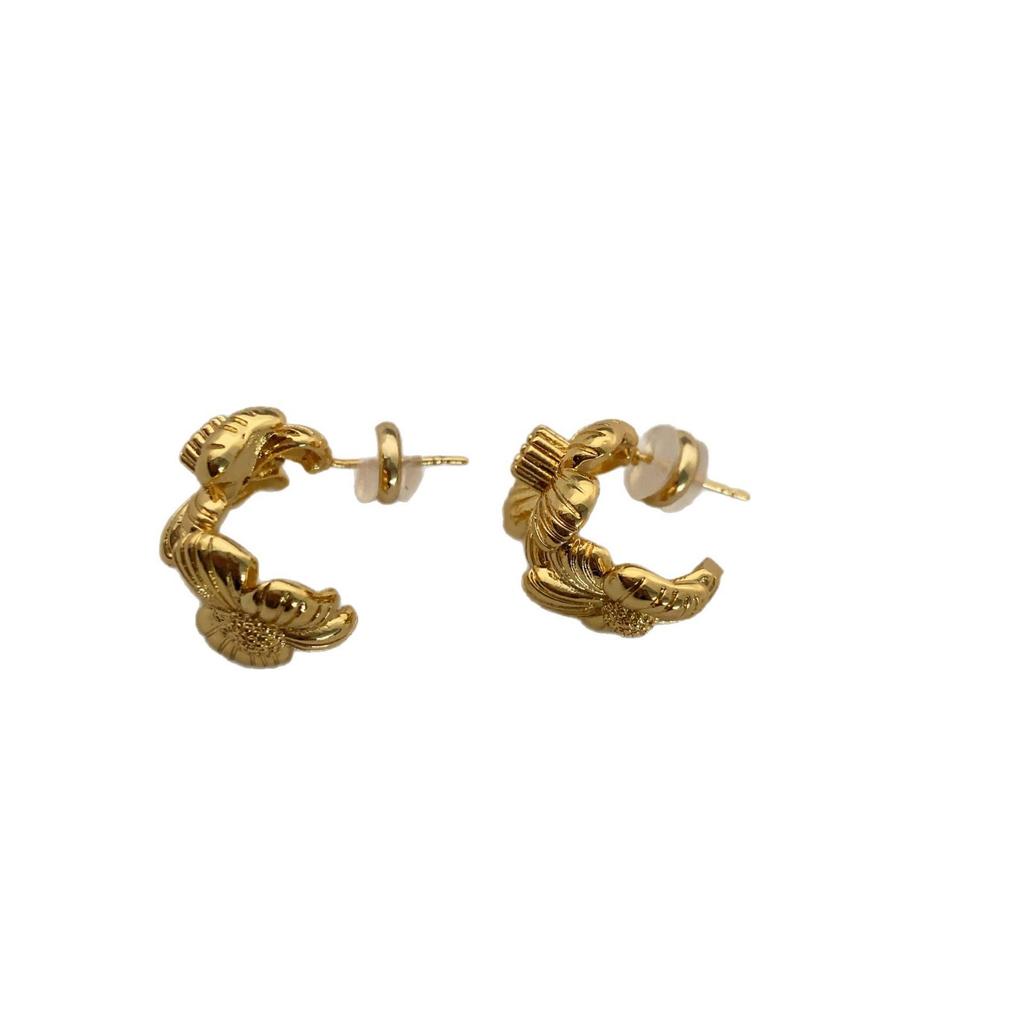 Exaggerated Atmosphere Flower Earrings Metal Wind Niche Design Earrings Women'S Light Luxury High-End Stud Earrings