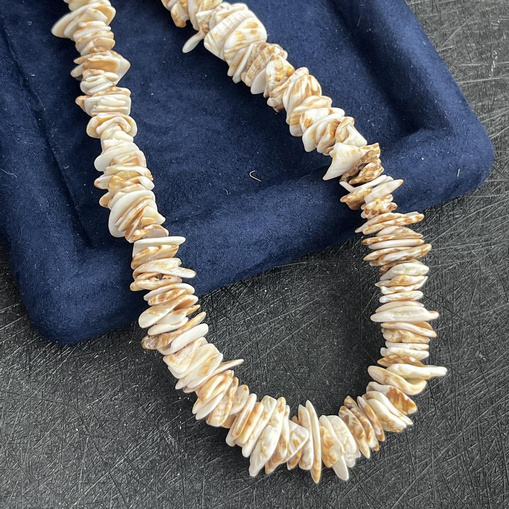 Unique Natural 8-9mm Irregular Shell Chip Beads Strand 38cm, Bohemian Beach Vibe Loose Beads for DIY Necklace Bracelet Jewelry Making Supplies
