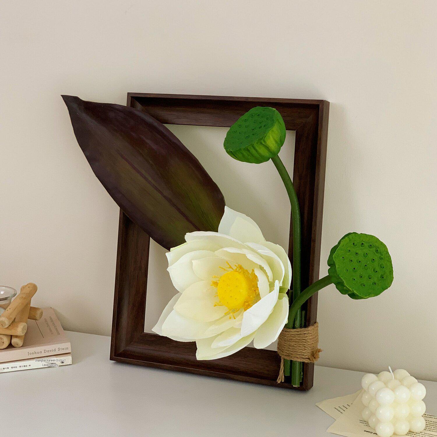 

Simulation Lotus Pod Wall Art: Soft, Moisturizing Hand-Feel Decorative Flower Painting for Living Room or Entrance Hall