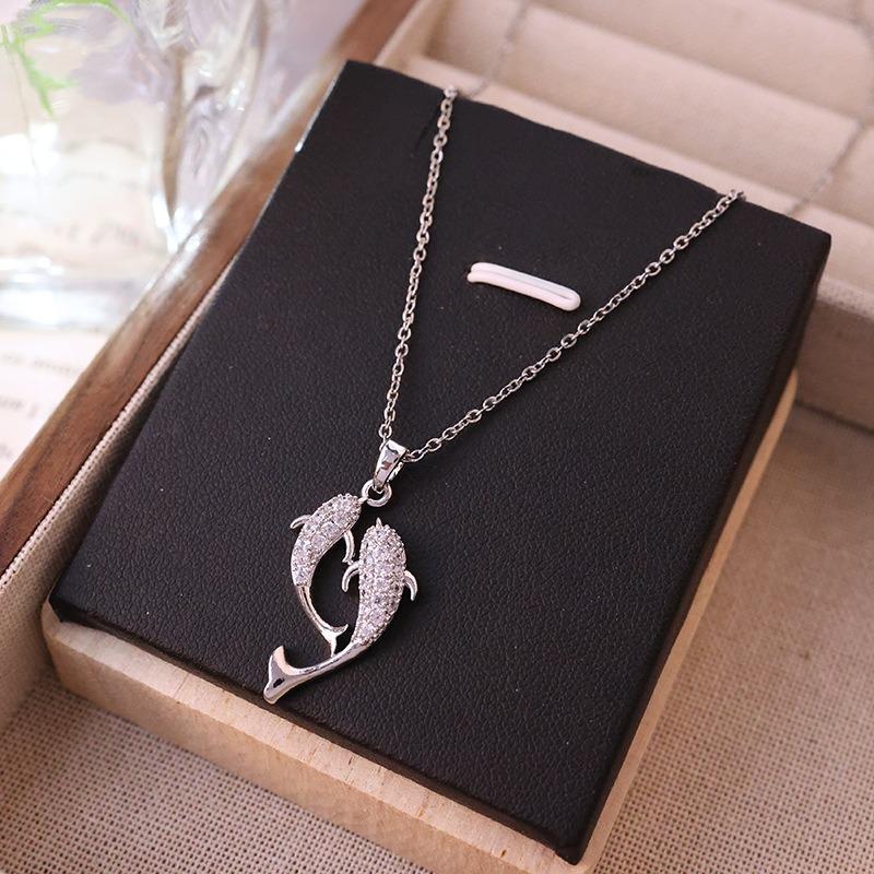 Women S Pisces Zircon Inlaid Clavicle Chain Luxury Simple Versatile Necklace With You For Life