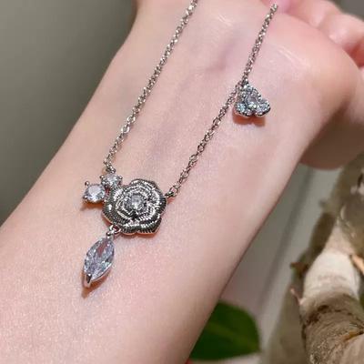 Retro Female Necklace  Sterling Silver Double Brushed Rose Flower Pendant Necklace for Women Camellia Chain Collares