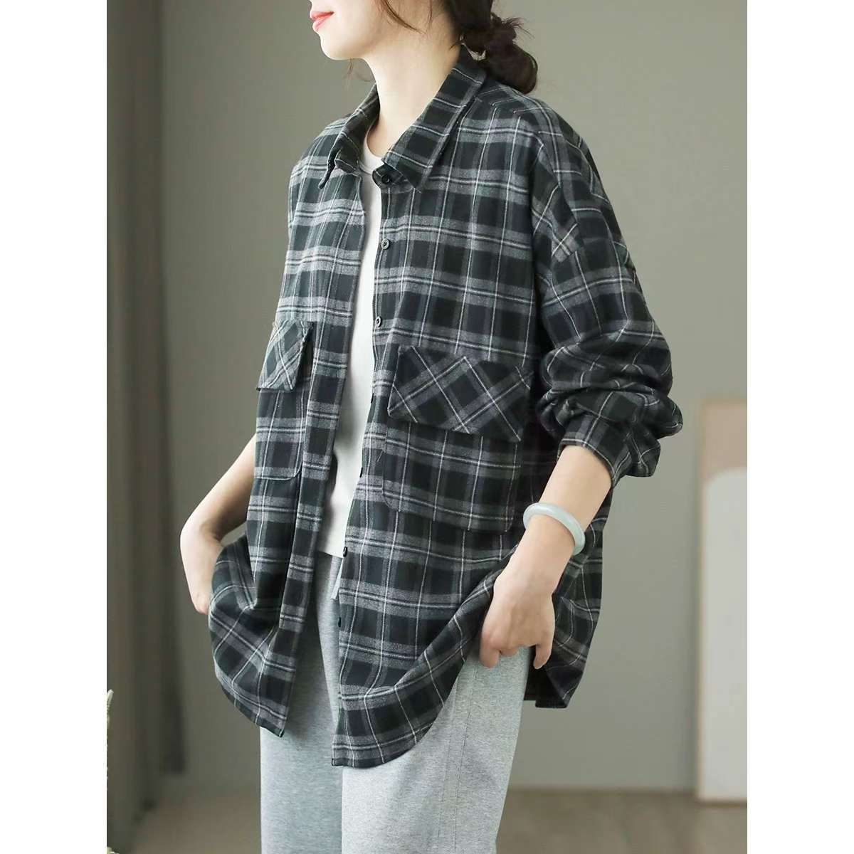 

Johnature Женская осенняя винтажная рубашка с отложным воротником и длинными рукавами, клетчатый принт, свободная повседневная однобортная рубашка One Size чёрный