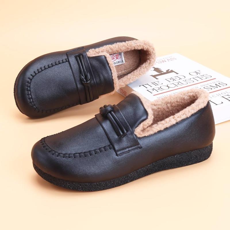 Fashion Winter Women Fur Shoes Warm Low Top Leather Furry Flats Loafers Fluffy Home Cotton Shoes Female Casual Comfortable Plush Shoes