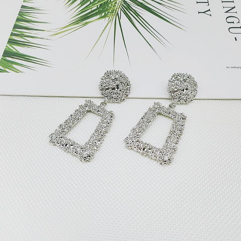 Sincere Jewelry European and American Exaggerated Atmosphere Matte Hipster Geometric Earrings, Creative Personalized Relief Trapezoidal Long Gold