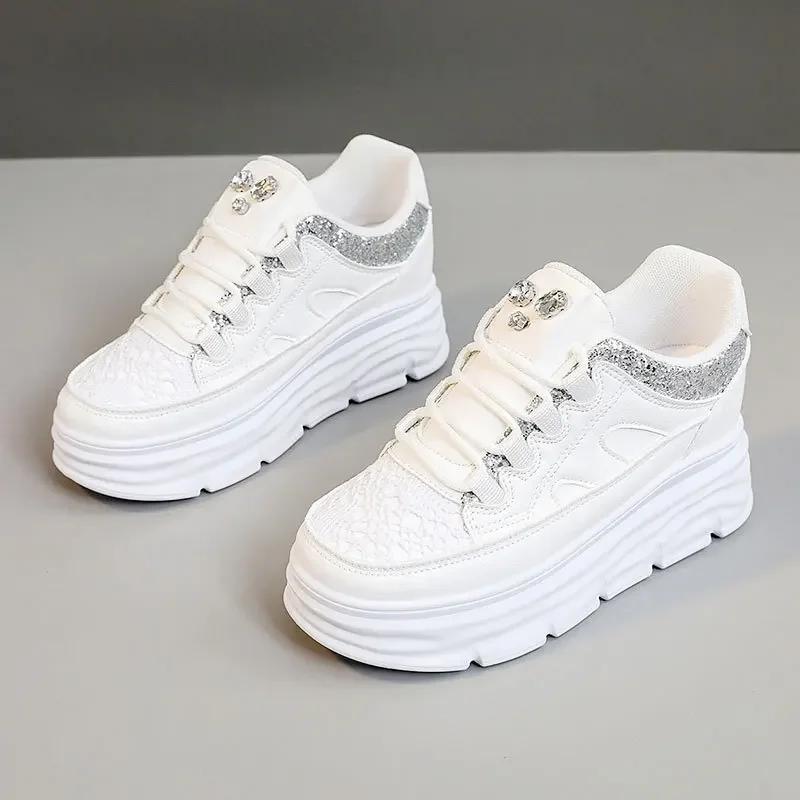 Fashion Chunky Sports Shoes for Women Comfortable Platform Sneakers Mujer Zapatillas Fashion Lace Up Thick Bottom Casual Walking Shoes