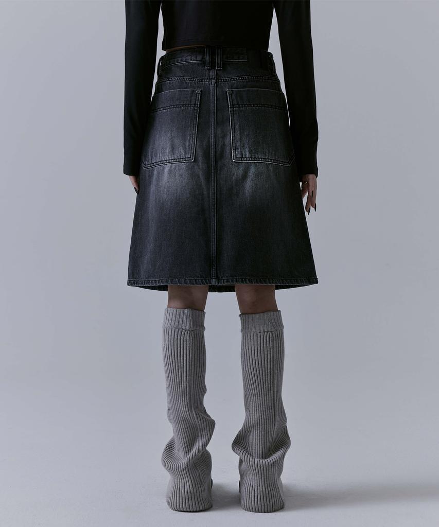 Teulimingbeodeu One Button Denim Set-Up Skirt [ Black ]