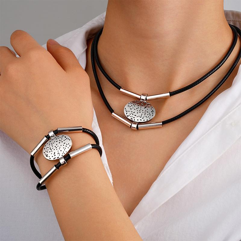 

2 шт./компл. Металлические женские украшения из искусственной кожи, винтажные, золотого и серебряного цвета, подарки для девочек, овальное колье и браслет, модные женские серебряный