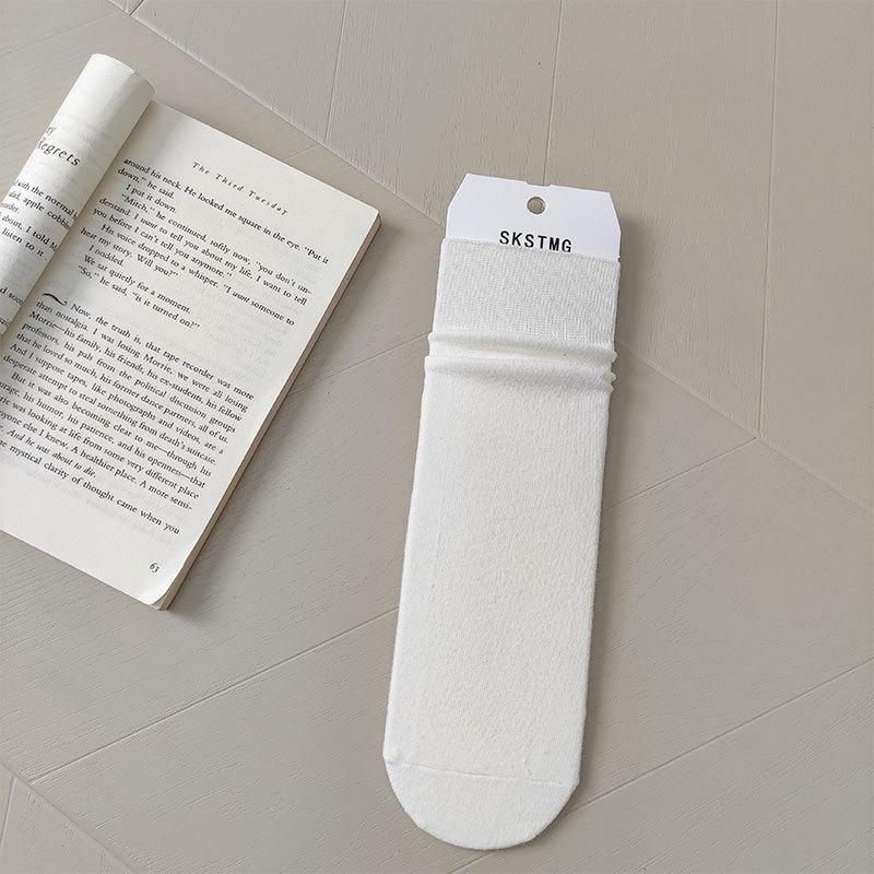 

Solid Color Cotton Socks for Women In Spring and Autumn, Rolled-up Socks, Mid-calf Socks, Versatile Cotton Long Socks for Autumn and Winter 1 pair білий