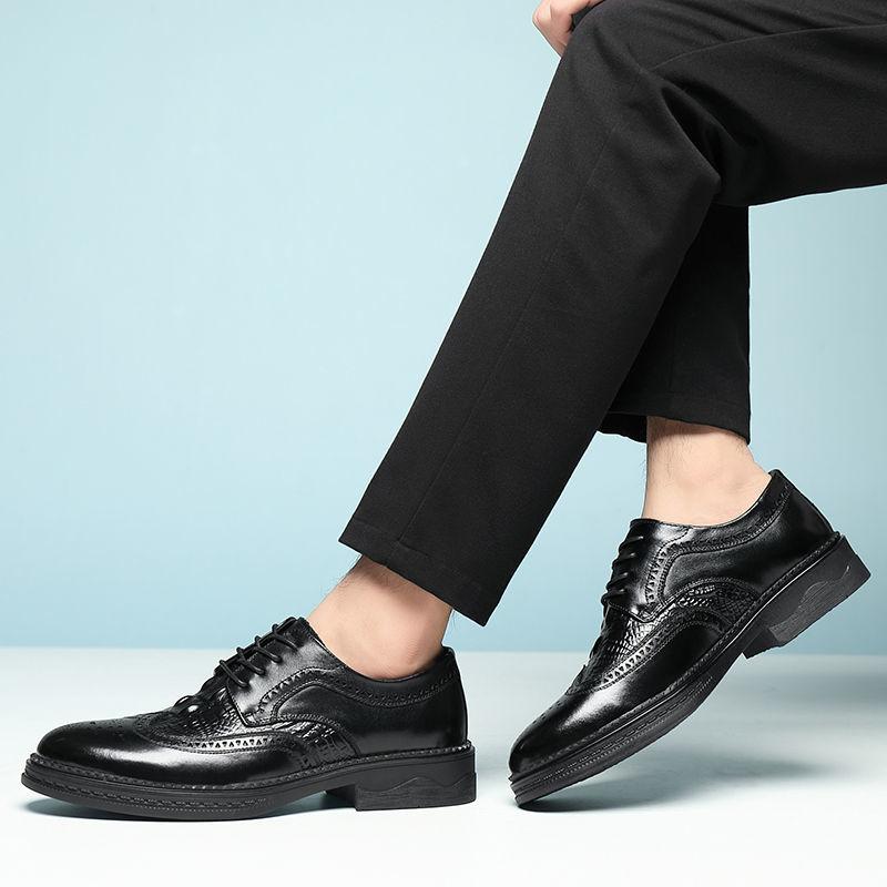 Fashion Men Classic Oxfords Shoes Retro Brogues Men Lace Up Business Leather Shoes Formal Office Flats Men Wedding Party Oxford Shoes
