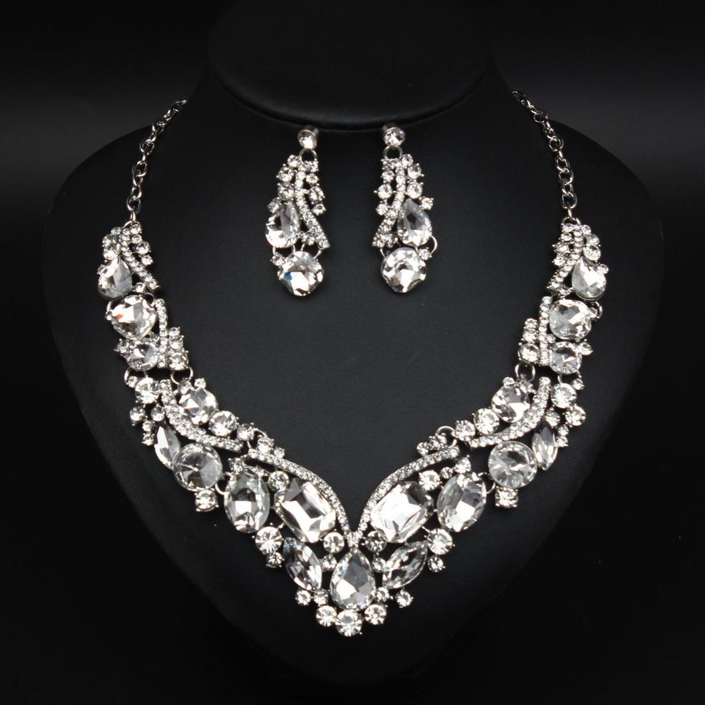 2026 European and American Bridal Banquet Dresses Rhinestone Necklace Earring Set Women's Collarbone Chain Fashion Accessories