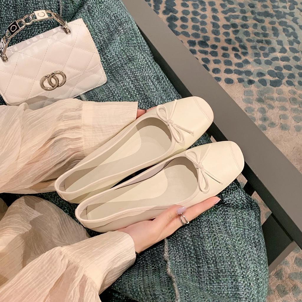 Hedvábí _ jehněčí kůže francouzská čtvercová špička mašlička plochá podrážka jeden pedál odhalující chodidla malé mělké ústí balerínky dámské jednoduché boty