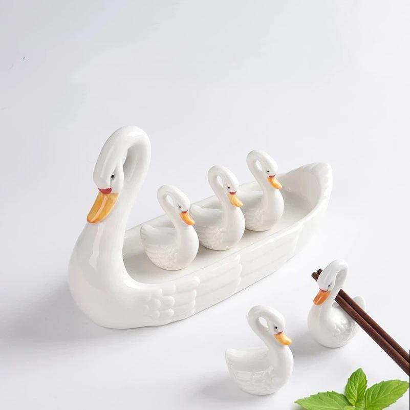 Kreativer Schwan Keramikteller, Dessert-, Sushi- & Obstservierschale, Dekorative Schwanenplatte