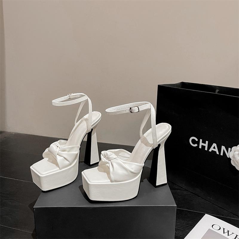 

Женские летние универсальные весенне-летние новые водонепроницаемые сандалии на высоком каблуке-таблетке, не утомляющие ноги, с бантом и толстым каблуком 40 белый
