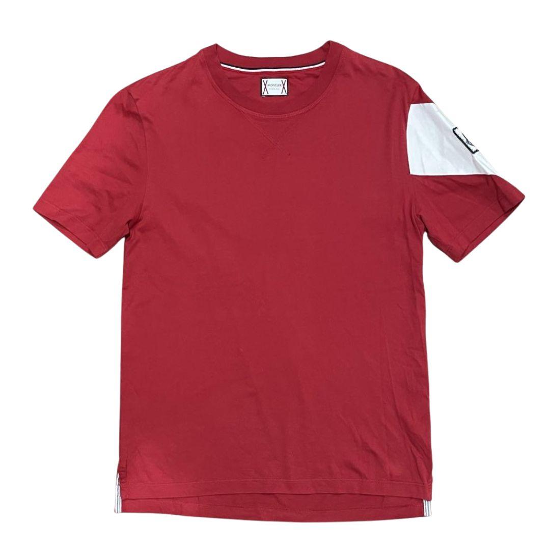 

Подержанная мужская футболка с коротким рукавом MONCLER