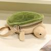 Timi, la tartaruga di peluche con design a forma di cuore, è un regalo ideale per bambini e collezionisti.