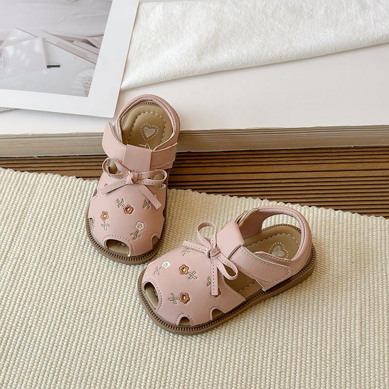 Children Sandals Girls Fashion Spring New Embroidery Princess Shoes Breathable Hollow-out Soft Sole Sandals Size 21-30