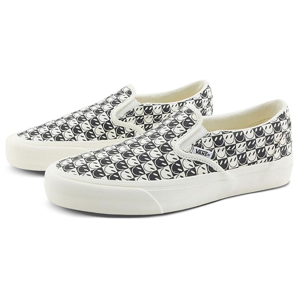 Vans Slip-On Vr3 Round Toe Low-Top Skate Shoes Unisex Sneakers Black White VN0007NCKIG