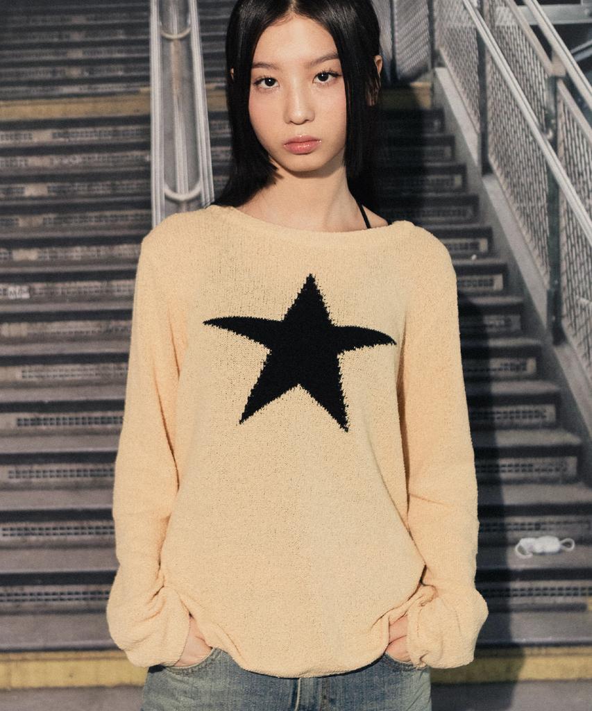 HIGH SCHOOL DISCO Star Boucle Knit Beige