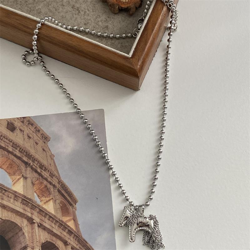 Titanstahl Pferd Pony Quaste Anhänger Halsketten Damen Mujer Verstellbare Lange Seil Pulloverkette Hals Accessoires Geschenke