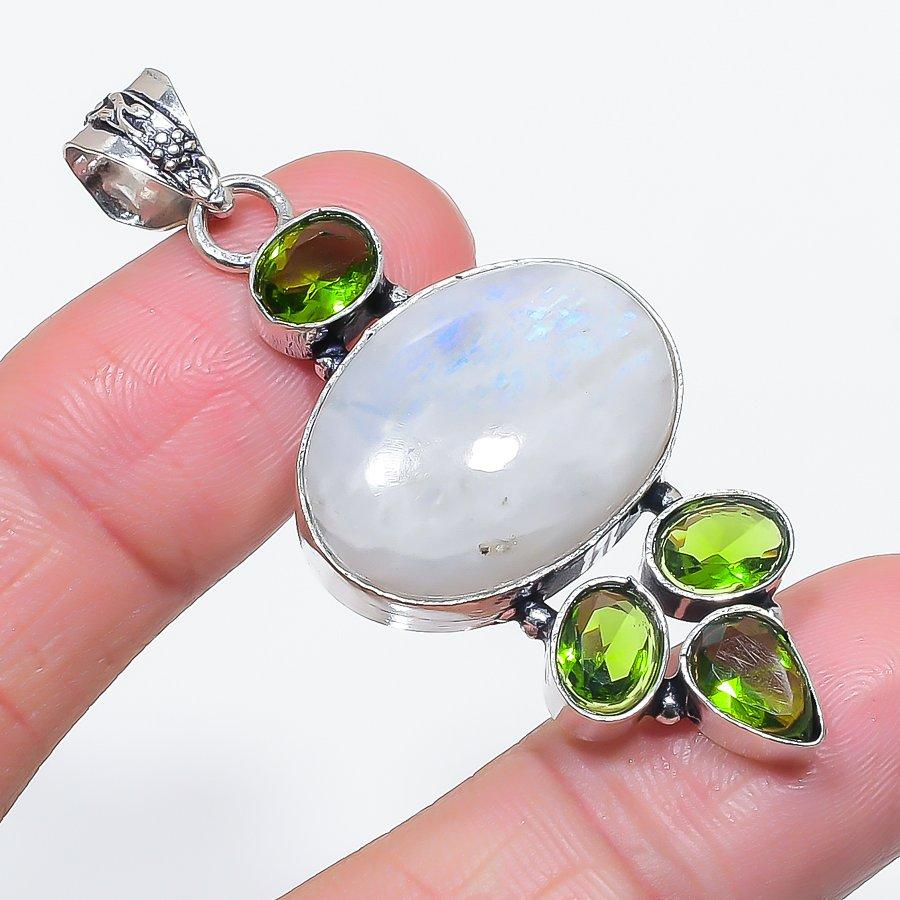 

Natural Moonstone, Peridot 925 Sterling Silver Jewelry Pendant 2.32 q9H87