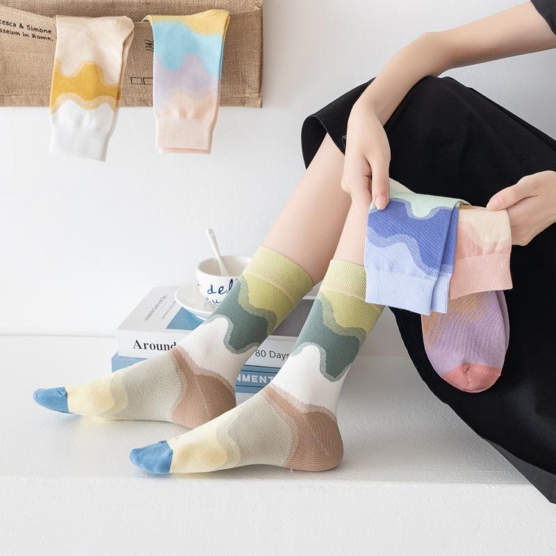 Gradient Socks Niche Design Pure Cotton Socks Personalized Oil Painting Internet Celebrity Trendy Versatile Mid-Leg Socks