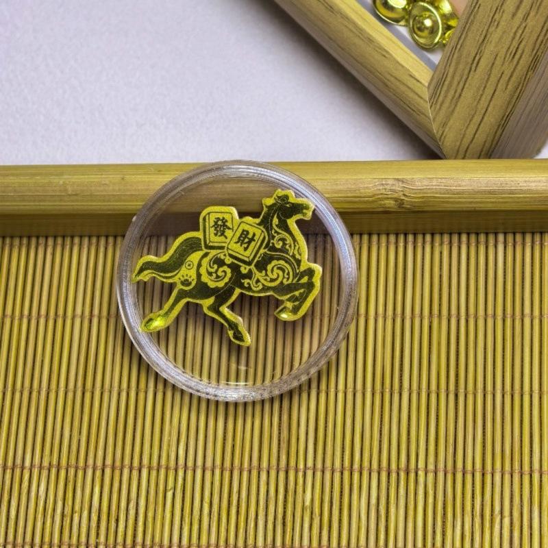 Adesivo per Telefono Cartoon con Foglia d'Oro - Adesivo in Oro Puro 999, 2 mg d'Oro, Regalo Perfetto per gli Amici.
