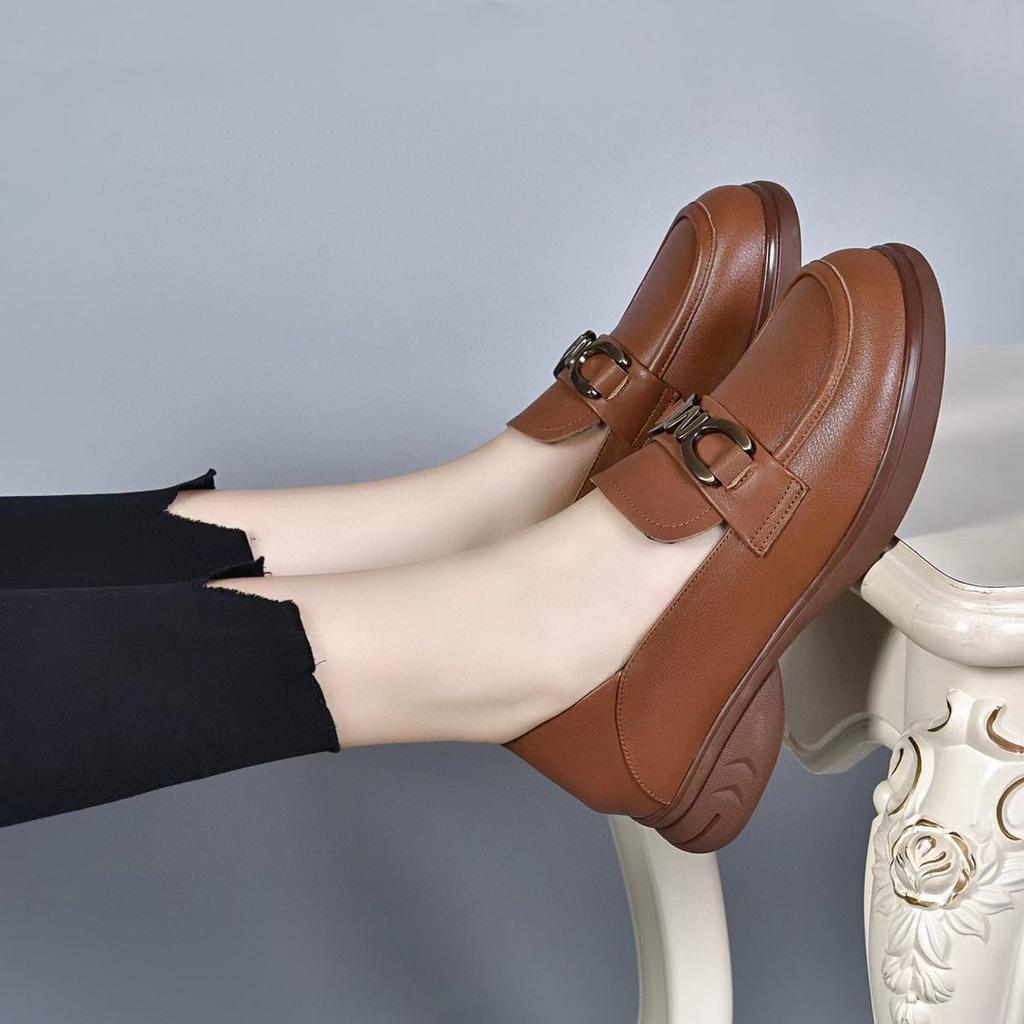 Small leather shoes women's spring new round head shallow mouth flat shoes first layer cowhide comfortable single shoes