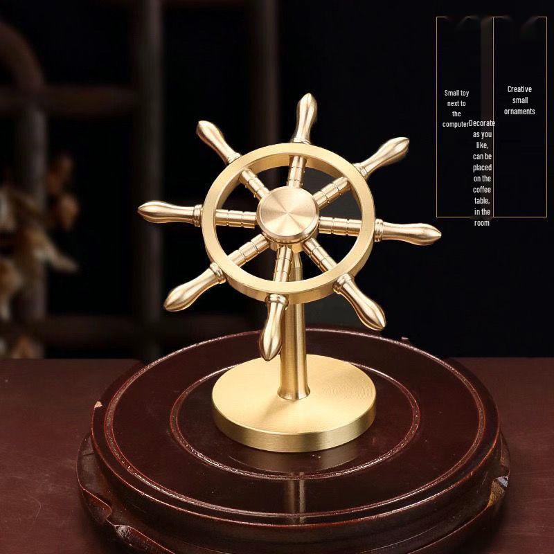 Messing-Steuerrad-Schreibtischornament für den Steuermann - reibungslose Fahrt Dekompression Drehendes Ruder