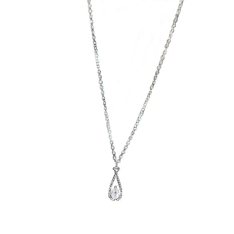Diamond-Encrusted Zircon Geometric Collarbone Chain Girlfriend Valentine'S Day Gift Simple Water Drop Necklace Pendant