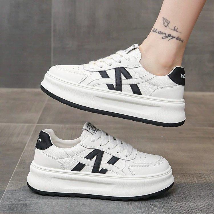 2025 popular little white shoes women's shoes autumn new thick baseplate shoes versatile students lightweight sports shoes casual shoes women