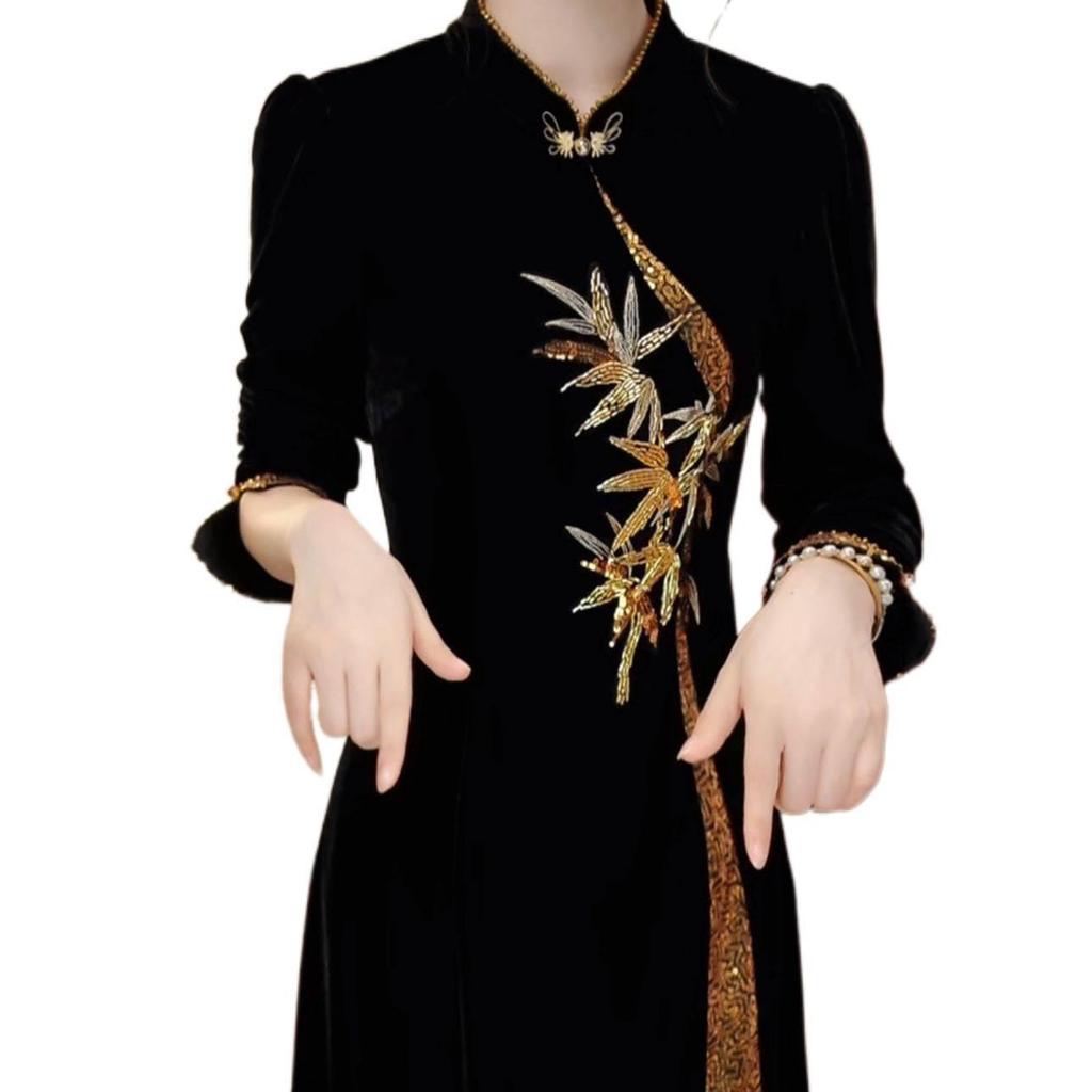 Elegant Winter 2026 Chinese Velvet Qipao Dress - Slimming Mid-Length Skirt