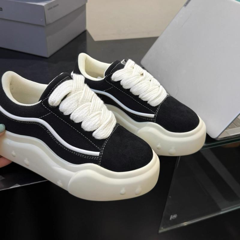 New Fashion Color Matching Outdoor Jogging Shoes Casual Sports Round Head Flat Bottom Women