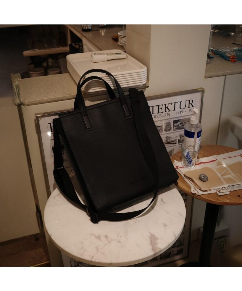 Beanpole Accessory Foby Vertical Tote Bag - Black