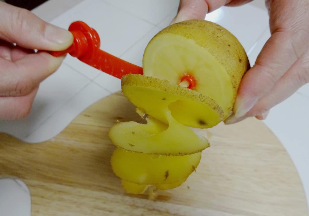 Kokubo Tornado Cutter Perfect for Potatoes and KK247 Industries' (Spiral Cut/Red) - Hand-Resistant, Vegetables,