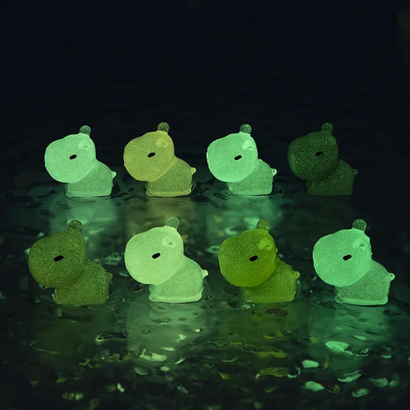 30/20 Stück Mini-Fluoreszierende Wasserschweine, Leuchtende Mikro-Landschaftstiere, Miniaturfiguren, Gartenaccessoires, Dekoration für Rasen, Hof