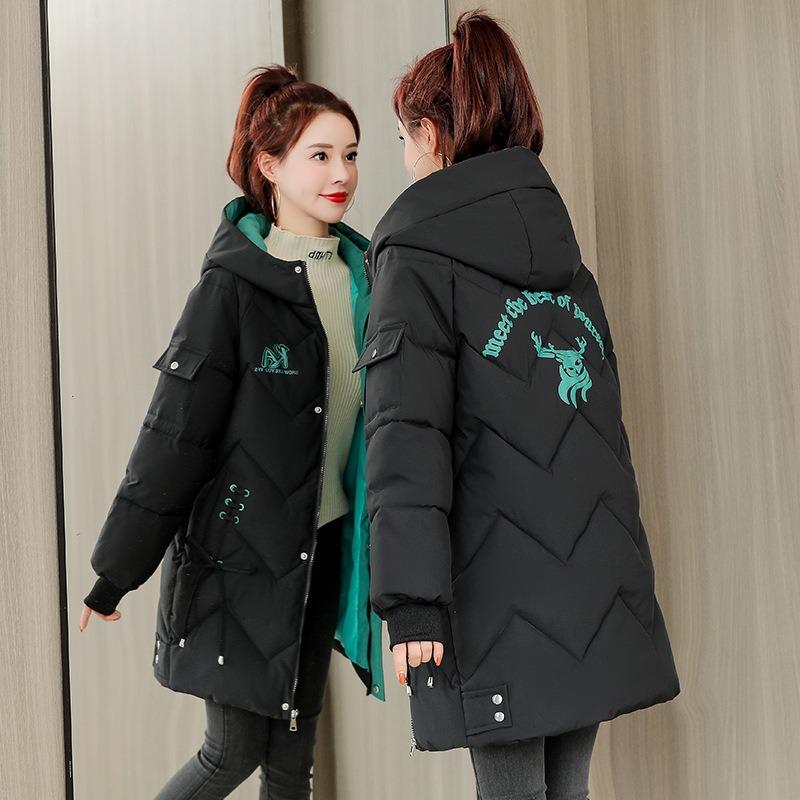 Large size cotton-padded clothes for women's winter new long loose thickened cotton-padded jackets, cold-proof women's cotton-padded clothes.