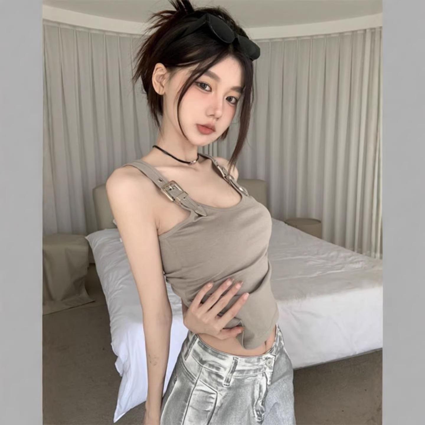 Women s Retro Spaghetti Strap Racerback Sleeveless Black Crop Top S