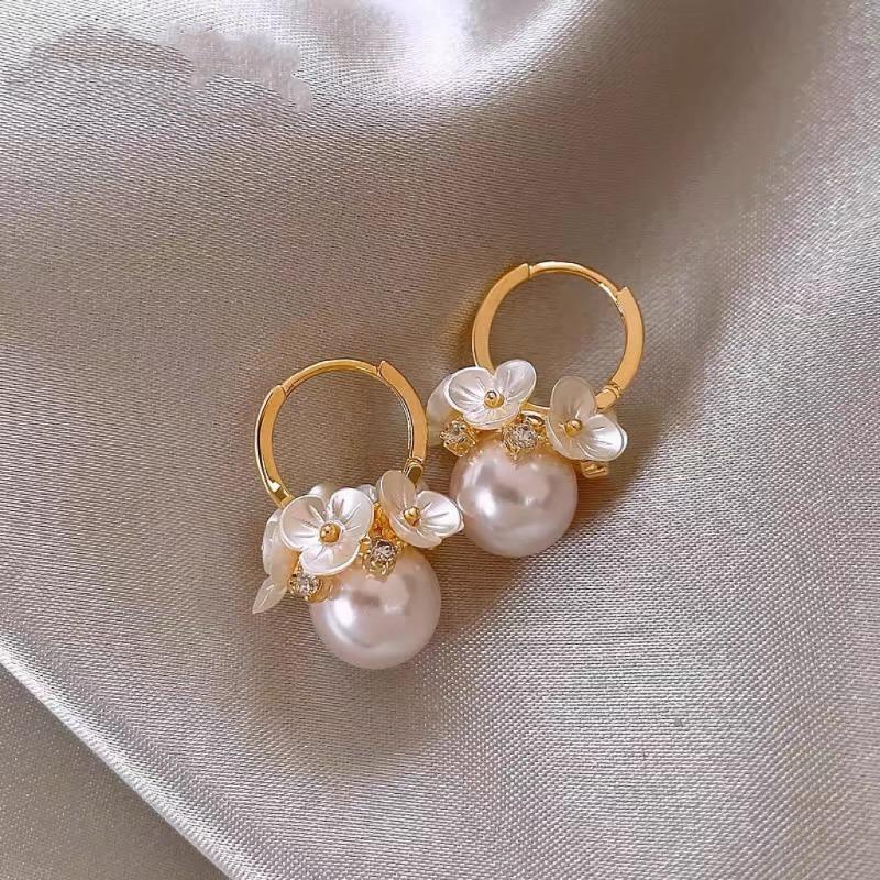 Real Gold Plated 925 Silver Needle Earrings, Natural Freshwater Pearl Flower Drop Earring, Elegant Floral Dangle Stud Earrings For Women Wedding Party