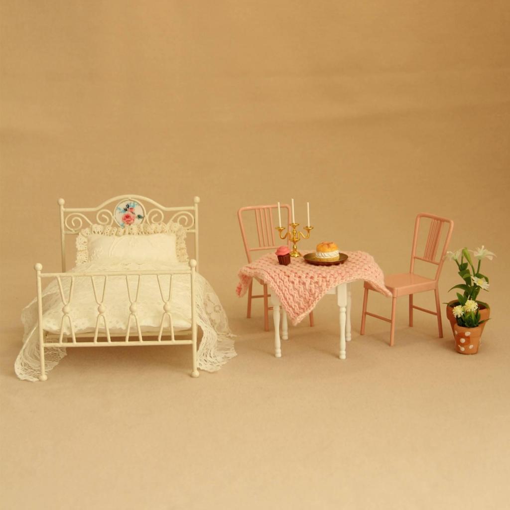Bed with Bedding Vintage Miniature Metal Ornate Furniture for Collectors,