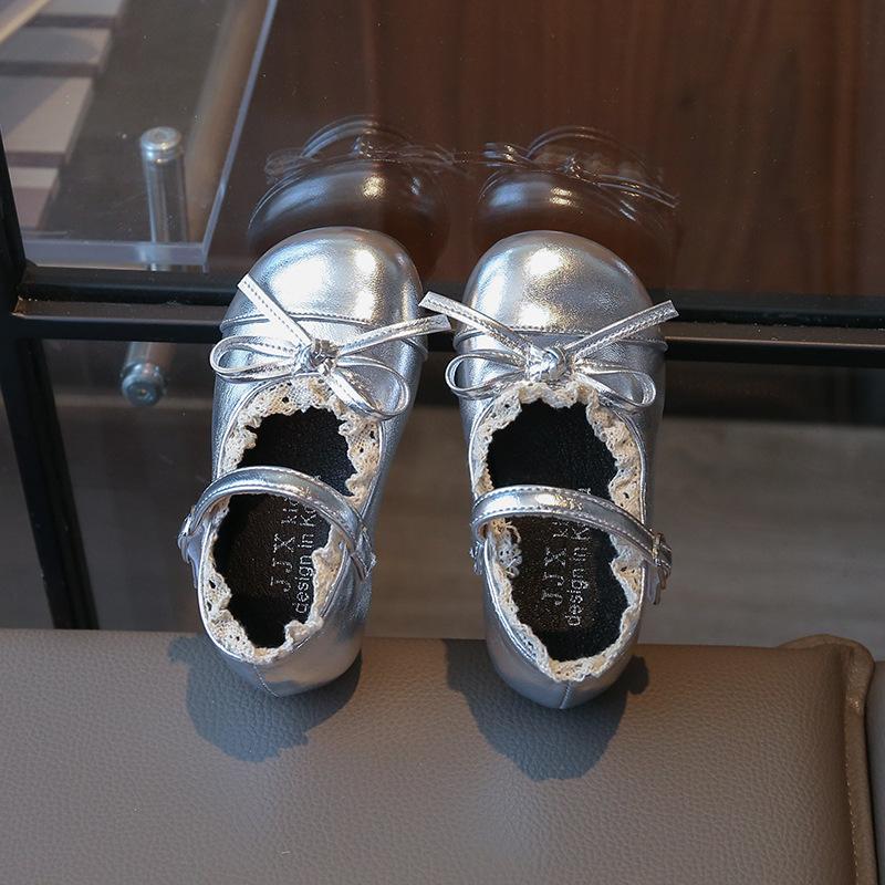 Girls' small leather shoes 2025 spring new children's princess shoes soft-soled women's treasure shoes Xiaoxiangfeng single shoes ballet shoes
