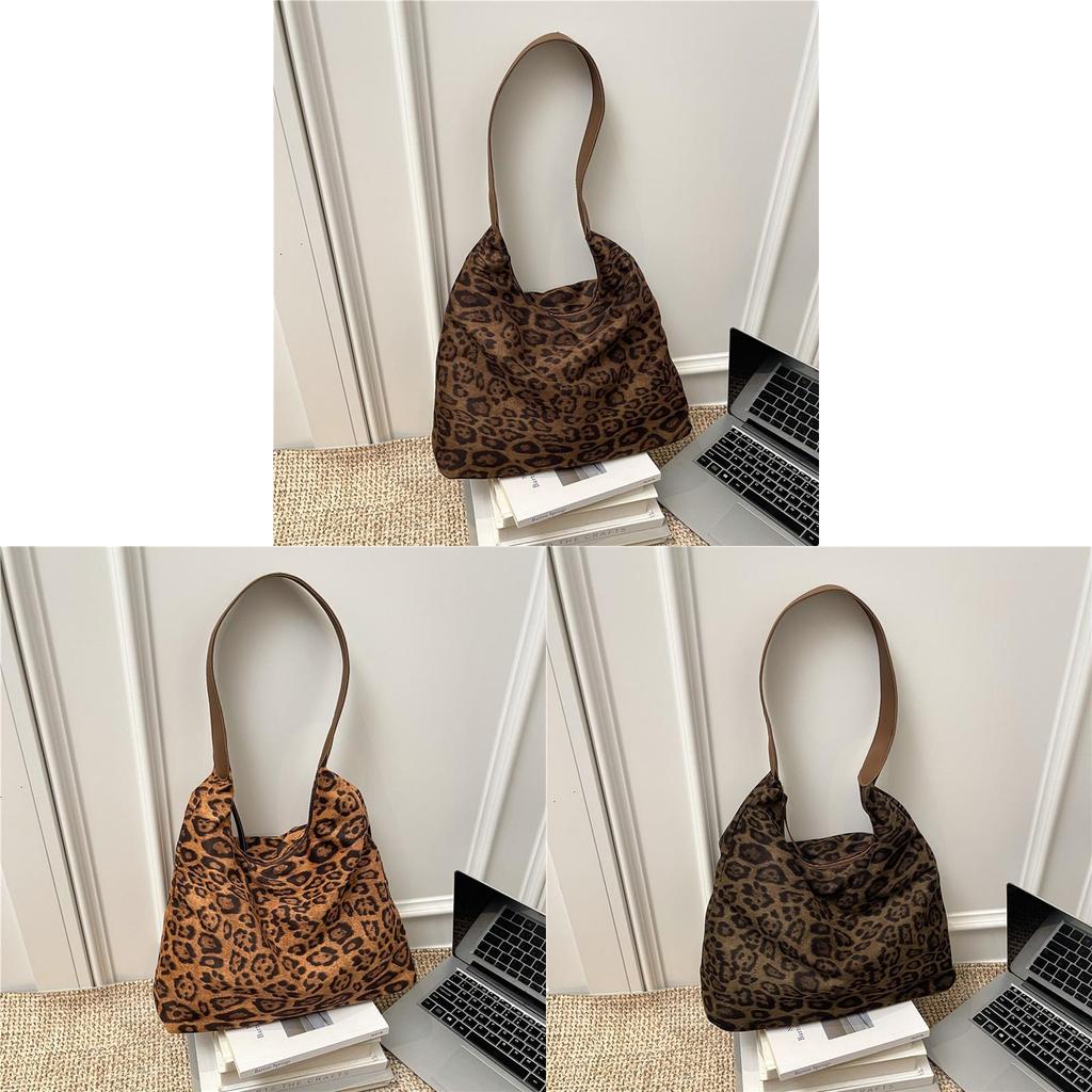 Modern Tote Bag With Special Material Large Capacity For Daily Commute And Street Style
