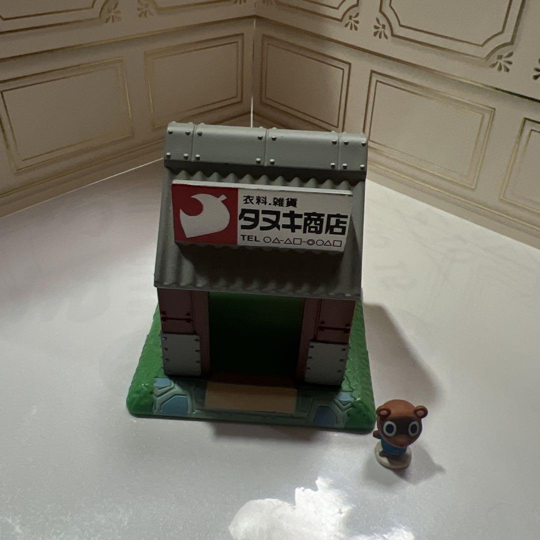 

[USED] Let s create a forest! Animal Crossing: Raccoon Shop