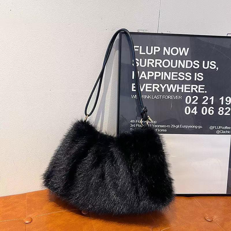 

Трендова хутряна сумочка інфлюенсера - Ретро європейський/американський стиль, Модна, Висококласна, Універсальна сумка через плече для осені/зими. чорний