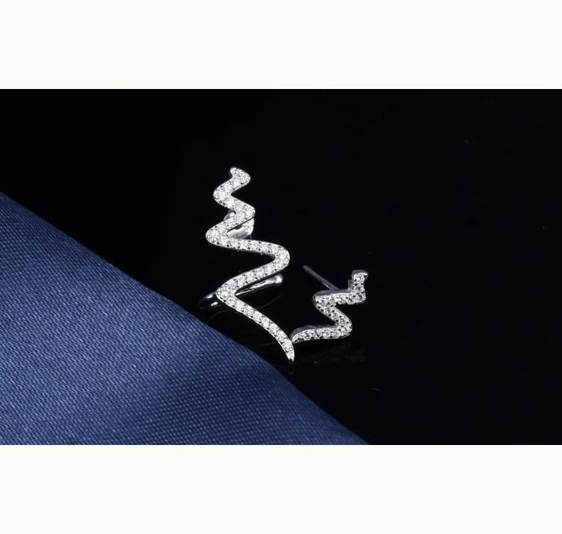 

Зміїна Блискавка Секція Перебільшені Довгі Асиметричні Вироби Іскристий Темперамент Прості Жіночі Сережки Аксесуари для Вечірки Модні Ювелірні Вироби біле золото кольору