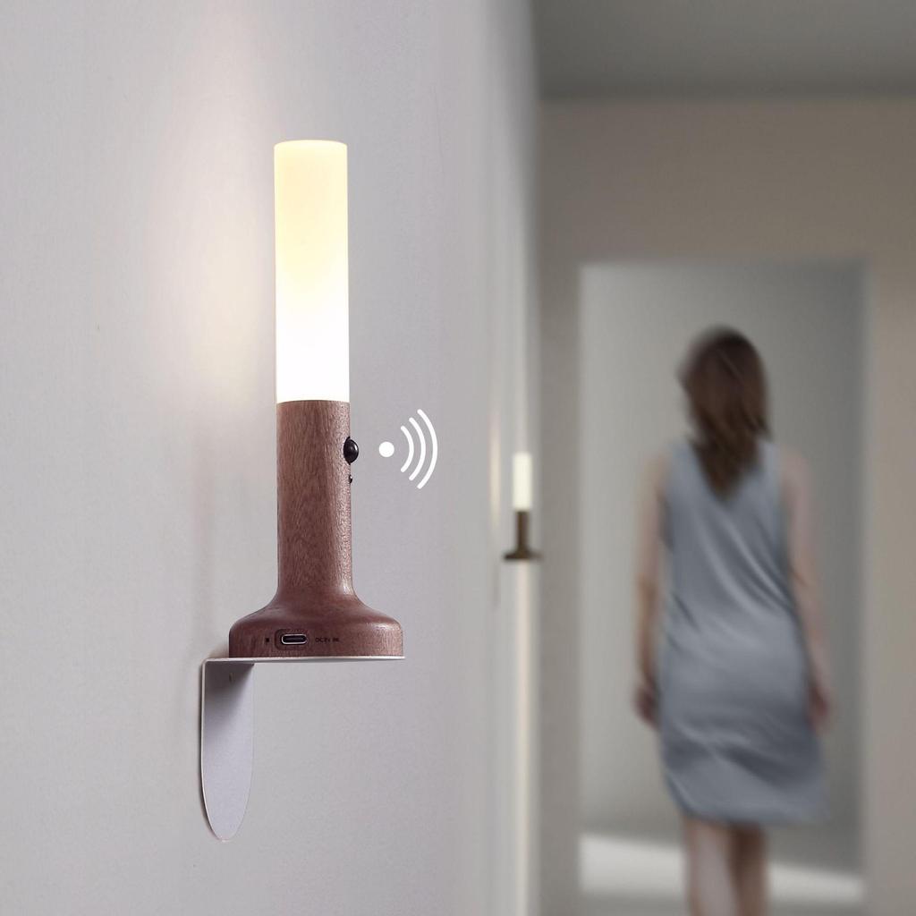 Smart Rechargeable LED Night Light: Solid Wood with Motion Sensing for Home & Hallways